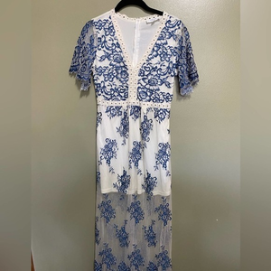 Peach Love California Blue and White Maxi Dress
